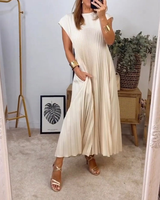 🔥Free Shipping🔥Sleeveless pleated simple solid colour dress