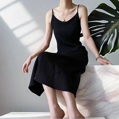 💕50% OFF🌸Stylish Chiba Pleated Halter Dress for Women